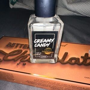 hold nadianangel is creamy candy just little left over like 5 -6 ml .left over